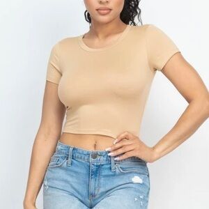 BASIC KHAKI SHORT SLEEVED CROP SLIM FITTED TOP SHIRT